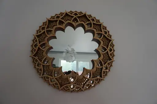 آینه دیواری طرح برجسته اسلیمی