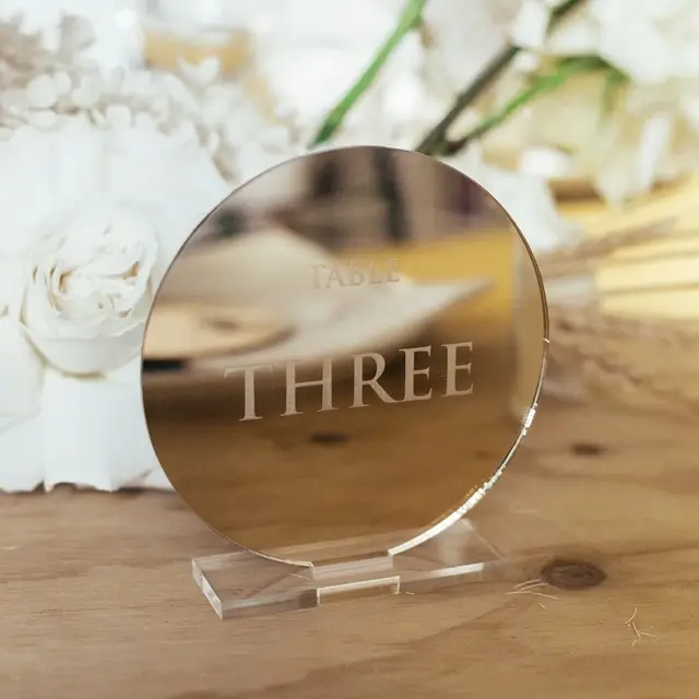 استند شماره میز مدل TH_57621
