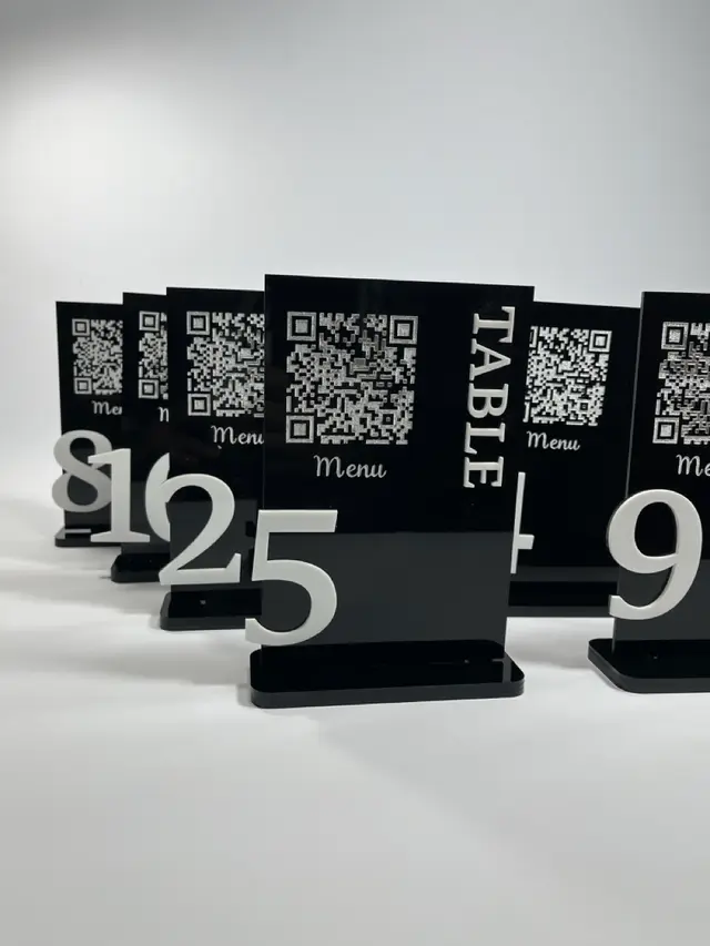 استند QR CODE و شماره میز مدل TH_97984