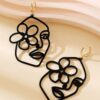 گوشواره طرح چهره گلدار مدل TH_46482