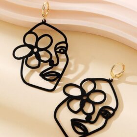 گوشواره طرح چهره گلدار مدل TH_46482