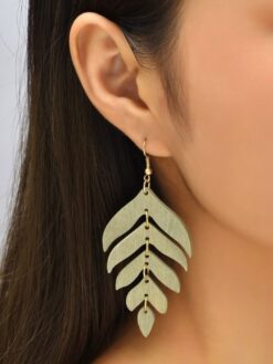 گوشواره چوبی طرح برگ مدل TH_77320