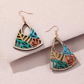 گوشواره چوبی طرح برگ مدل TH_34370